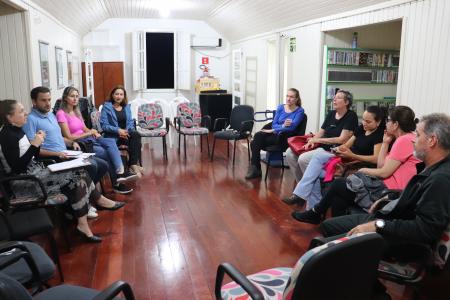 Grupo debate maneiras de alavancar o turismo no município