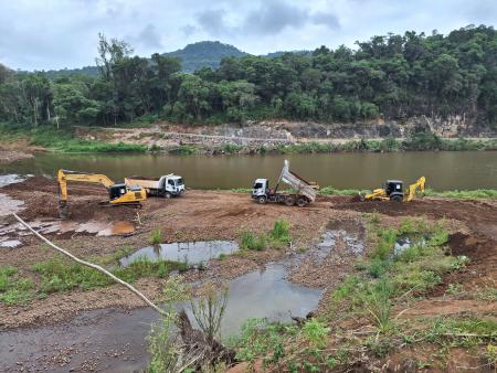 Trabalhos de desassoreamento iniciam no rio Forqueta