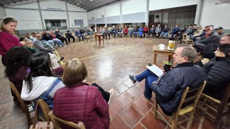 Diretora da Emef Afonso Celso expôs as necessidades da escola Diretora da Emef Afonso Celso expôs as necessidades da escola