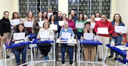 Capacitação teve a participação de 20 alunos Capacitação teve a participação de 20 alunos
